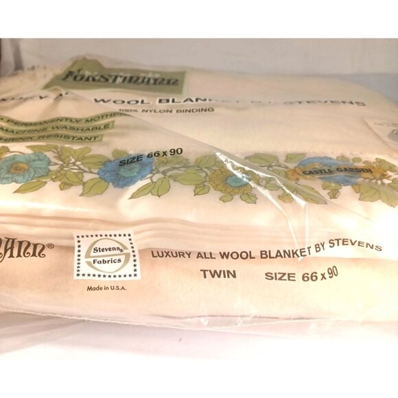 NEW! Vintage 1960s Forstmann Luxury Virgin Wool Twin Blanket by Stevens Fabrics - Picture 7 of 12